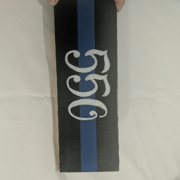 Personalized badge # display for public servants - Picture 3 of 3